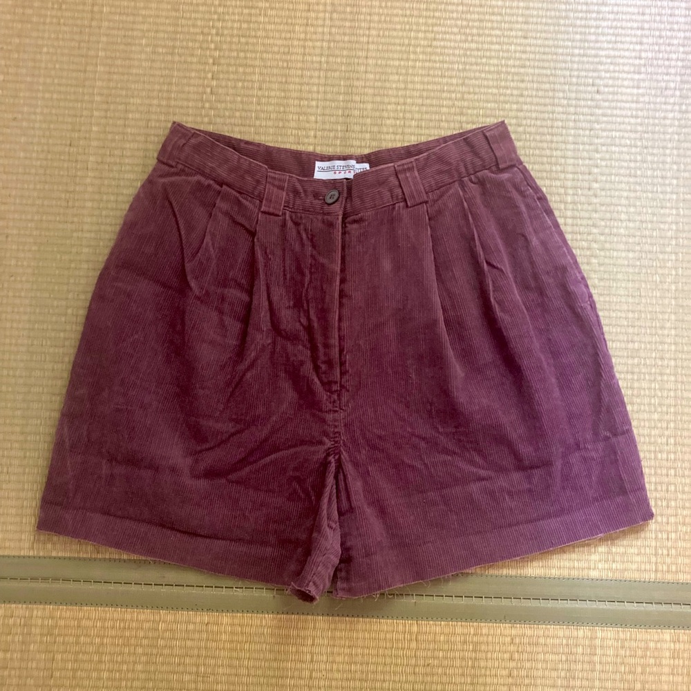 Curduroy lavander cropped shorts size L